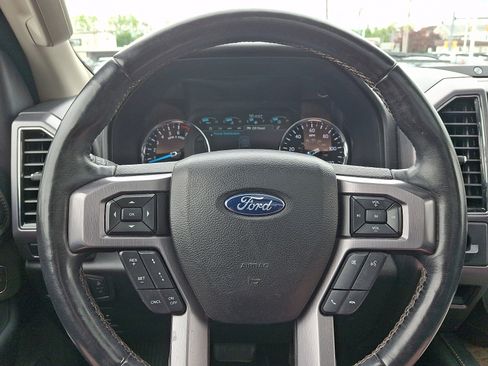 Used 2018 Ford Expedition Platinum AWD/4WD image 23