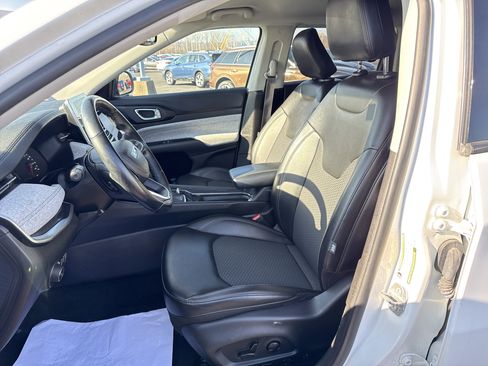 Used 2022 Jeep Compass Latitude w/ Convenience Group image 10