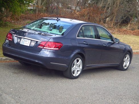 Used 2014 Mercedes-Benz E 350 4MATIC Sedan image 23