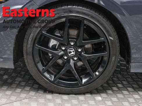 Used 2025 Honda Civic Sport image 31
