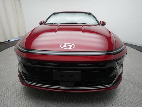 Used 2024 Hyundai Sonata SEL FWD image 11