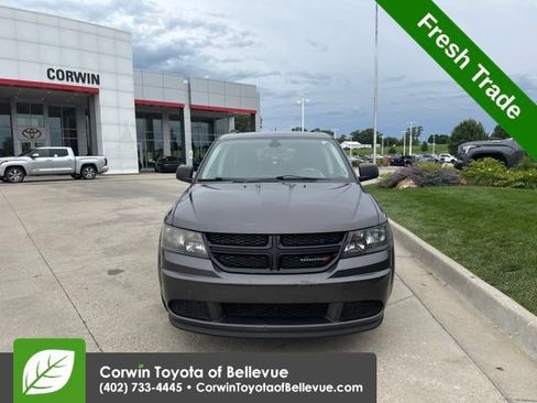 Used 2018 Dodge Journey SE w/ Blacktop Package FWD image 8