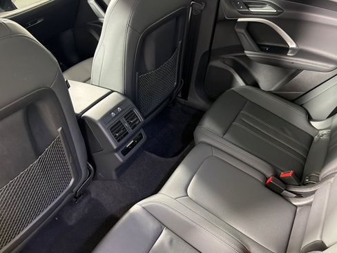 Used 2025 Audi Q5 Premium w/ Convenience Package AWD/4WD image 11