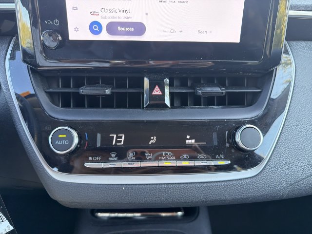 Used 2024 Toyota Corolla LE FWD image 19