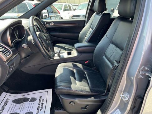 Used 2015 Jeep Grand Cherokee Limited image 12