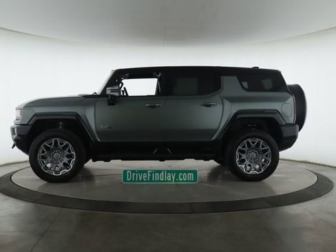 Used 2024 GMC Hummer EV 3X w/ LPO, Cargo Utility Package AWD/4WD image 9