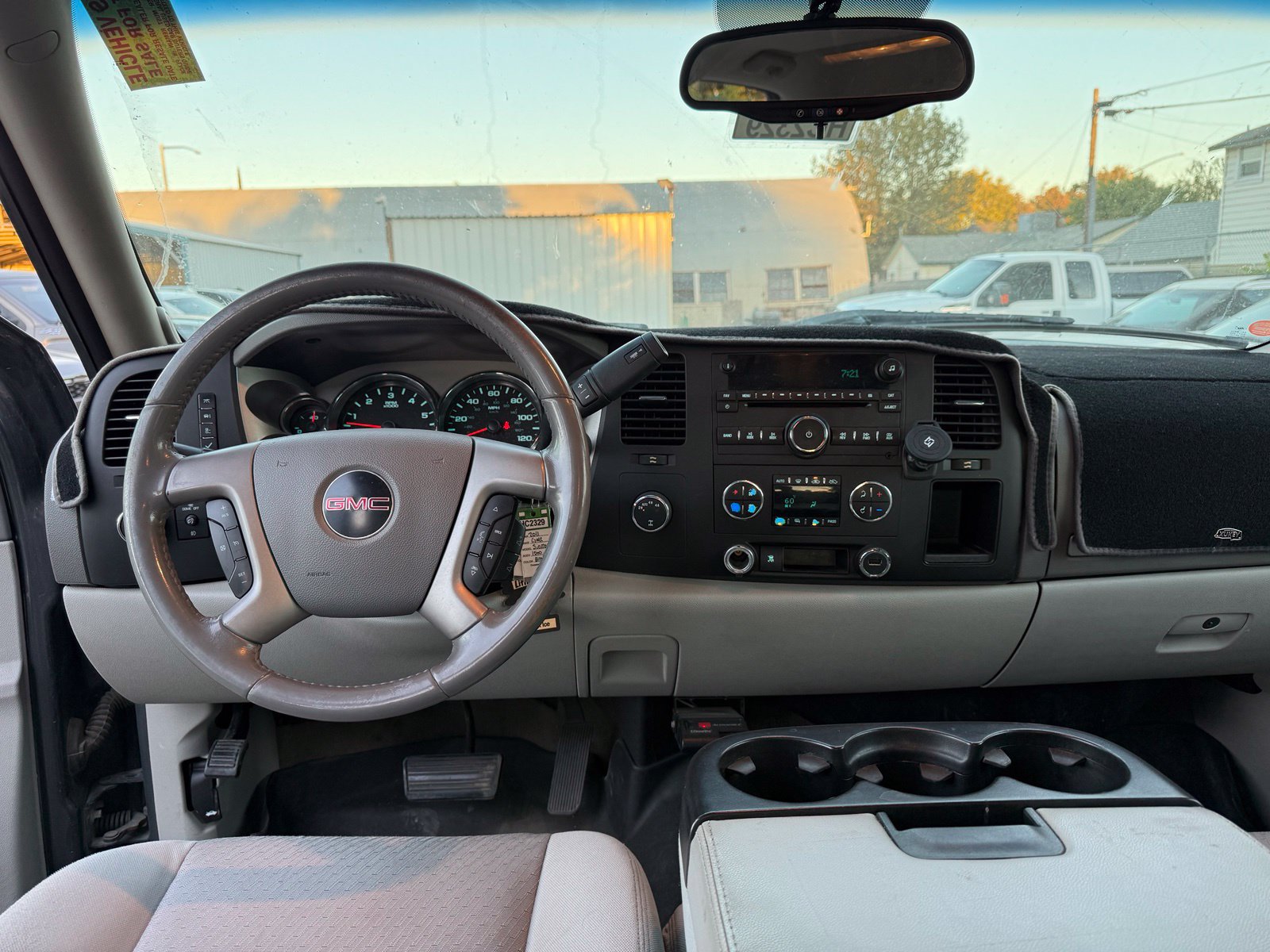 Used 2011 GMC Sierra 1500 SLE w/ Power Tech Package AWD/4WD image 9