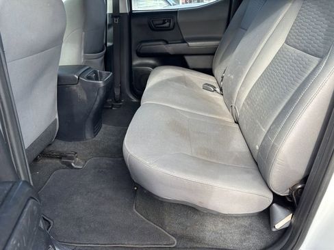 Used 2017 Toyota Tacoma SR w/ SR Convenience Package image 25