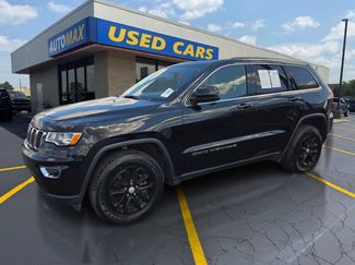 Used 2022 Jeep Grand Cherokee Laredo E w/ Security & Convenience Group AWD/4WD video 1