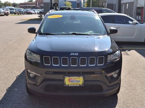 Used 2020 Jeep Compass Latitude w/ Cold Weather Group image 3