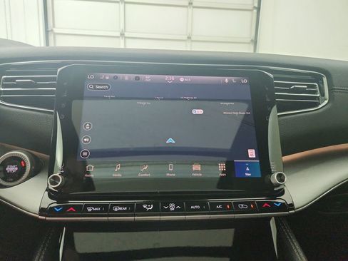 New 2025 Jeep Wagoneer L Series II image 26