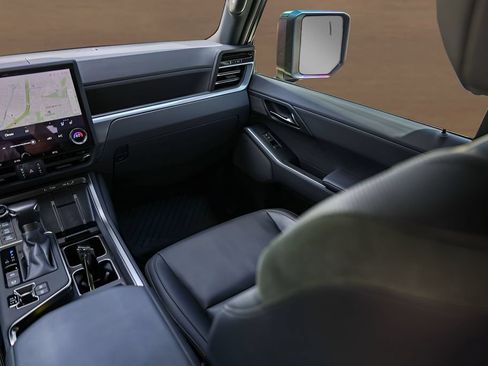 Used 2024 Lexus GX 550 AWD/4WD image 26