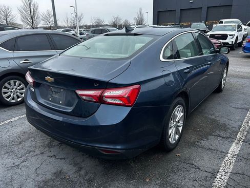 Used 2020 Chevrolet Malibu LT w/ Leather Package image 3