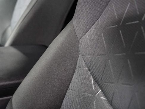 Certified 2025 Toyota RAV4 XLE FWD image 20