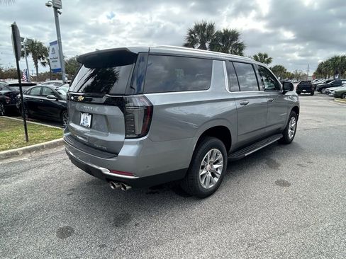 New 2026 Chevrolet Suburban Premier w/ Sun And Tow Package AWD/4WD image 7