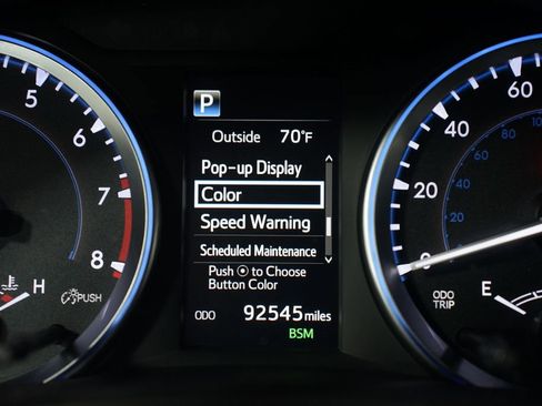 Used 2017 Toyota Highlander Limited FWD image 16