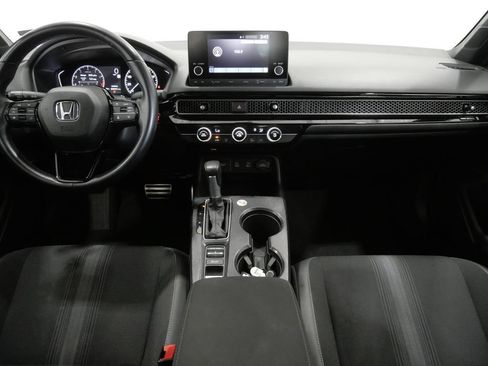 Used 2025 Honda Civic Sport image 10