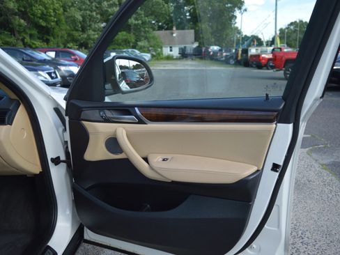 Used 2017 BMW X3 xDrive28i AWD/4WD image 27
