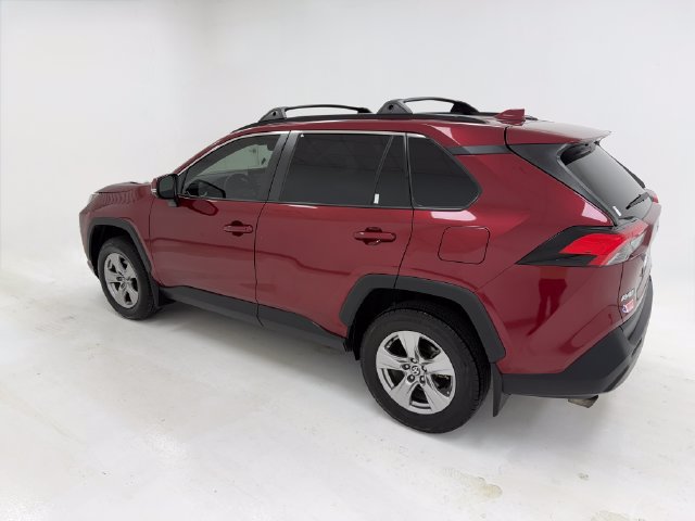 Used 2022 Toyota RAV4 XLE w/ Convenience Package FWD image 37