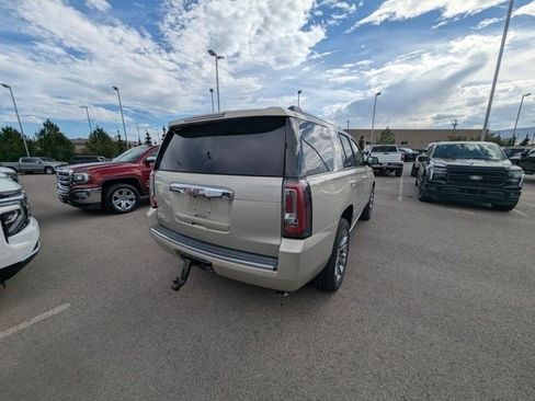 Used 2015 GMC Yukon Denali w/ Premium Package AWD/4WD image 3