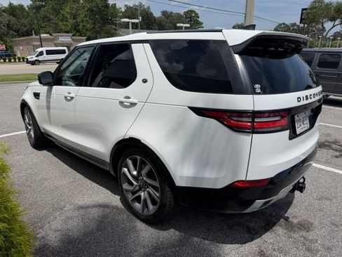Used 2020 Land Rover Discovery Landmark AWD/4WD image 16
