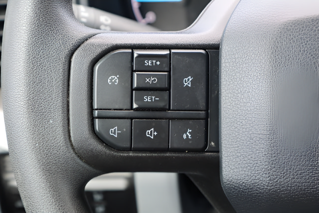 Used 2025 Ford F250 XLT AWD/4WD image 6