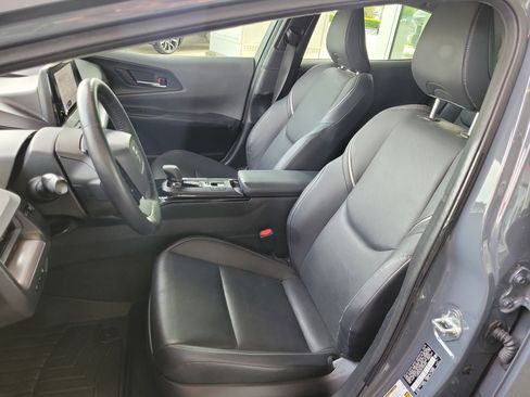 Used 2023 Toyota Prius XLE image 13