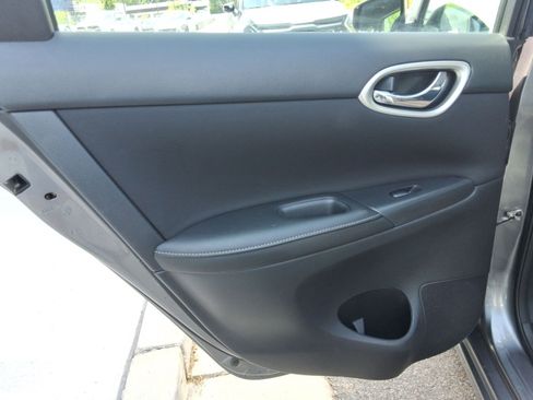Used 2019 Nissan Sentra SV FWD image 23