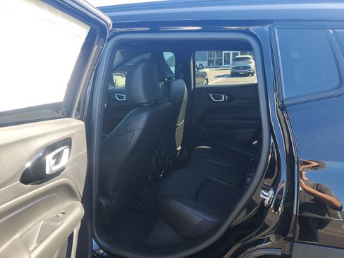 New 2026 Jeep Compass Latitude image 6