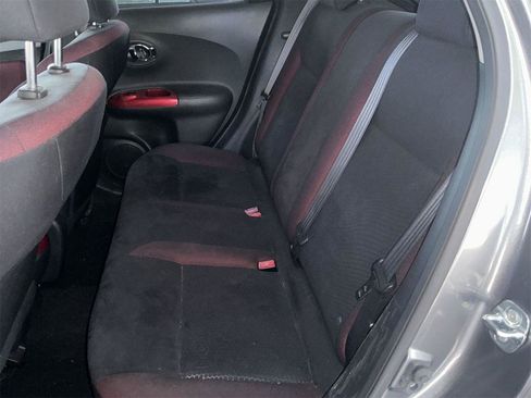 Used 2015 Nissan Juke SV w/ Technology Package FWD image 9