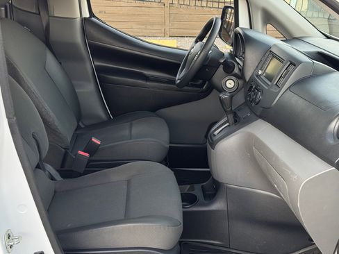 Used 2020 Nissan NV200 S w/ Back Door Glass Package image 25