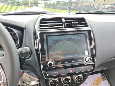 New 2026 Mitsubishi Outlander Sport LE AWD/4WD image 17