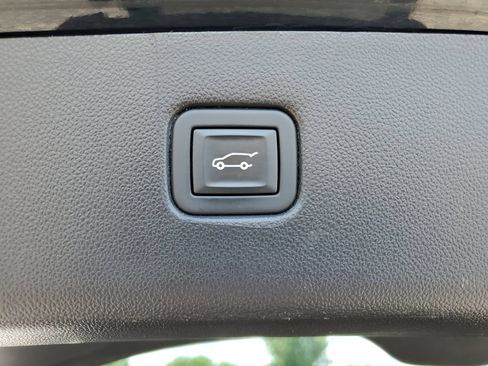 Used 2022 Chevrolet Blazer RS w/ Enhanced Convenience Package FWD image 33