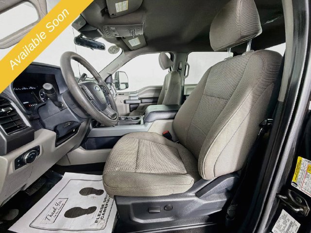 Used 2022 Ford F250 XLT w/ Black Appearance Package AWD/4WD image 19