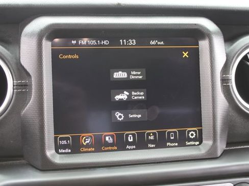 Used 2023 Jeep Wrangler Unlimited Sahara image 23