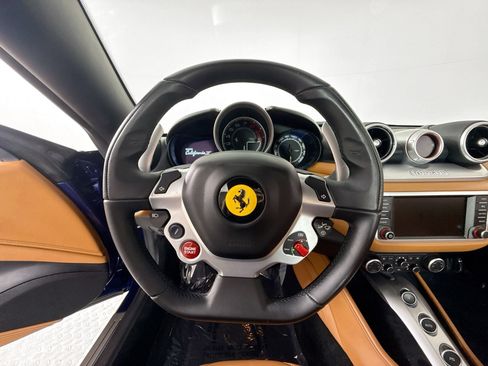 Certified 2015 Ferrari California T RWD image 10