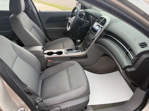 Used 2013 Chevrolet Malibu LS w/ Protection Package FWD image 18