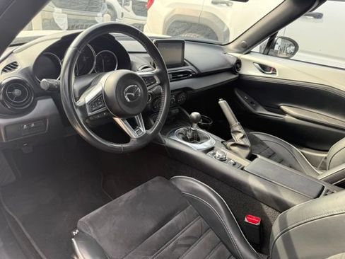 Used 2023 MAZDA MX-5 Miata Club w/ Brembo/BBS Recaro Package RWD image 5