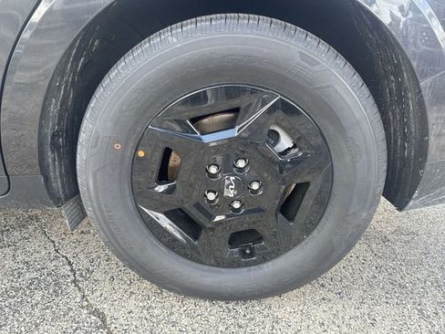 New 2026 Kia Carnival FWD image 5