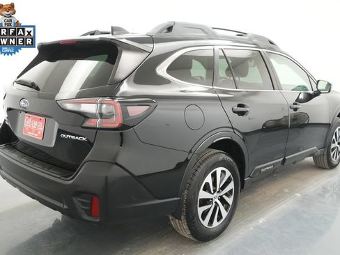 Used 2021 Subaru Outback Premium AWD/4WD image 7