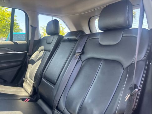 Used 2022 Jeep Grand Cherokee Limited 4xe image 23