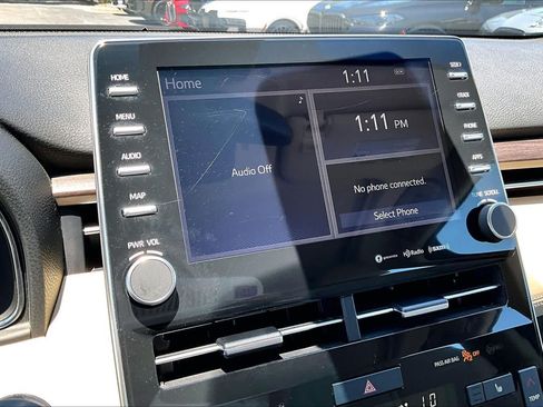 Used 2019 Toyota Avalon XLE w/ Moonroof Package FWD image 36