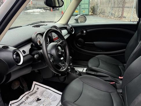 Used 2013 MINI Cooper Hardtop image 6