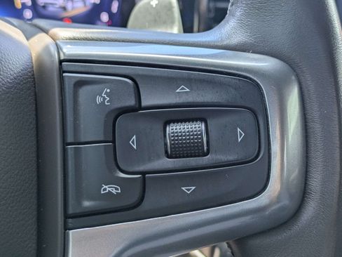 Used 2022 Chevrolet Silverado 1500 RST w/ Redline Edition AWD/4WD image 25