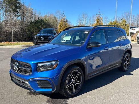Certified 2025 Mercedes-Benz GLB 250 image 4