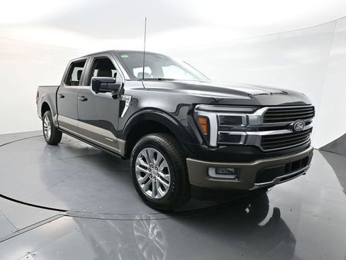 Used 2026 Ford F250 Platinum AWD/4WD image 1