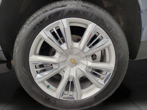 Used 2021 Chevrolet Suburban High Country AWD/4WD image 4