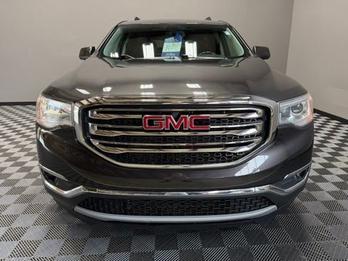 Used 2017 GMC Acadia SLT AWD/4WD image 4