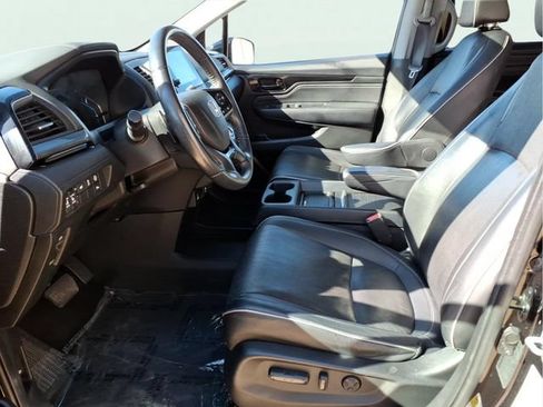 Used 2023 Honda Odyssey Elite image 16