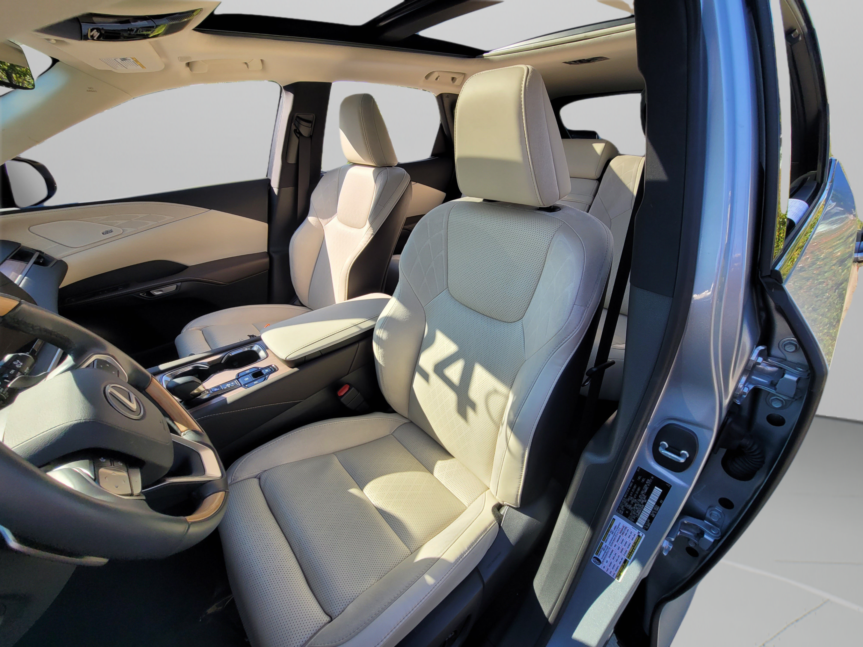 Certified 2025 Lexus TX 350 FWD w/ Technology Package image 13